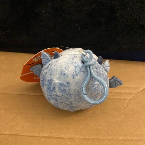 NWT Gaines the gargoyle Halloween Squishmallow clip - Picture 3 of 5